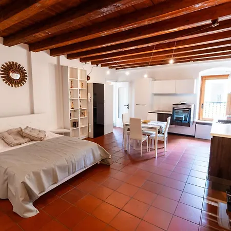 Borghetto House