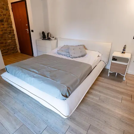 Borghetto House 3*