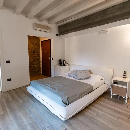 Borghetto House Guest house