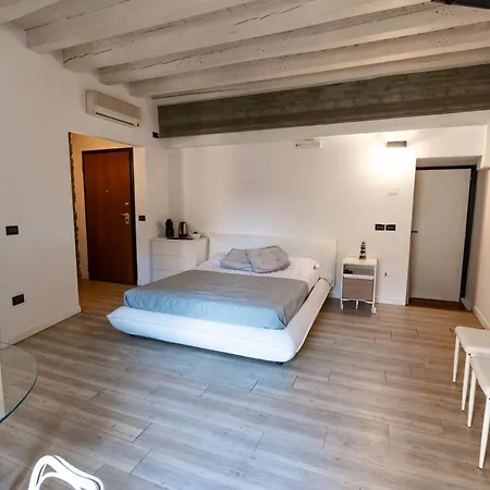Borghetto House Guest house 3*