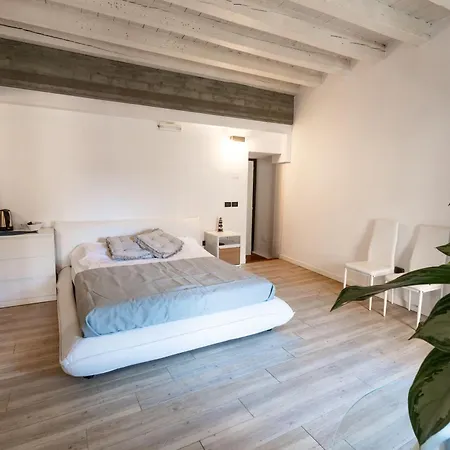 Borghetto House